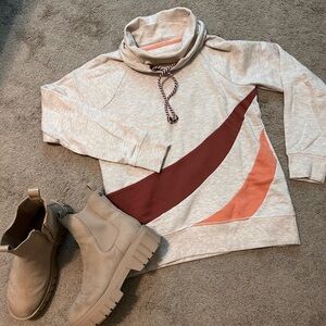 Pullover Sweatshirt 🌼